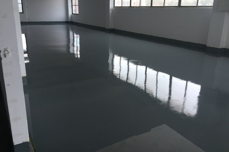 無縫環(huán)氧地坪